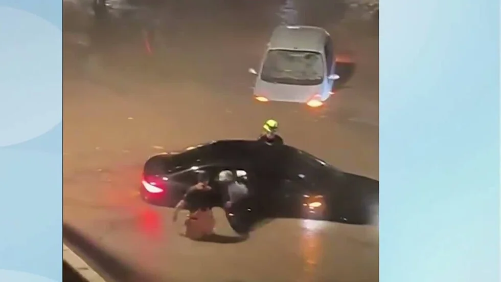 Prolivne kiše prouzrokovale poplave u Barseloni.