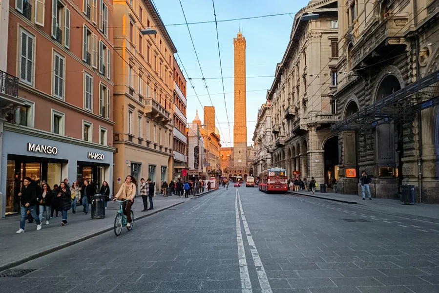 Obavezna destinacija: Crveni grad, gde svako može ponovo da se oseća kao pobunjeni mladić