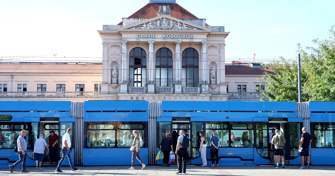 Zagrepčani traže rešenja zbog štrajka ZET-a: 'U pola pet putujem na posao, ne znam kako ću sad'