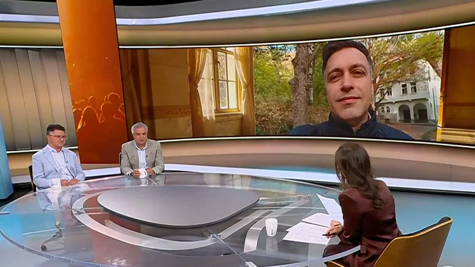 Za kuriozne situacije u životu: Bivši ministar Rumen Radev, upravitelj Georgi Parvanov i novinar Petar Stoyanov