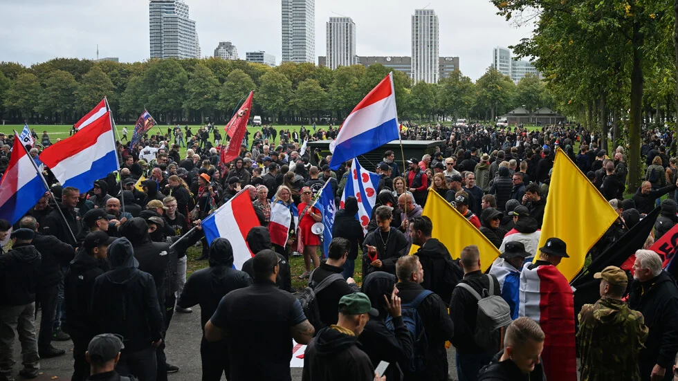 Policija u Hagu rastjerala demonstraciju krajnje desnih, prerasla u nasilje