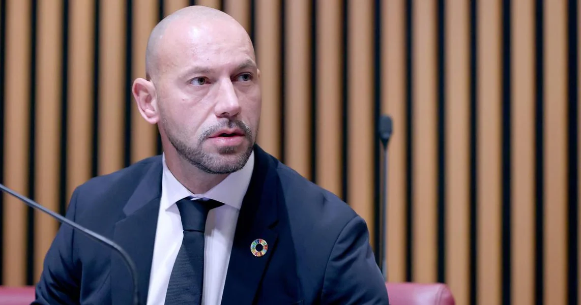 Oglasio se ministar Habijan: Filip Dropulić nije moj trener; Dropulić: Klijent mi je