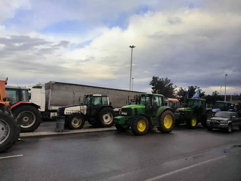 Granični prelaz 'Bogorodica' je blokiran za sve vrste saobraćaja za ulaz i izlaz - Nova Makedonija