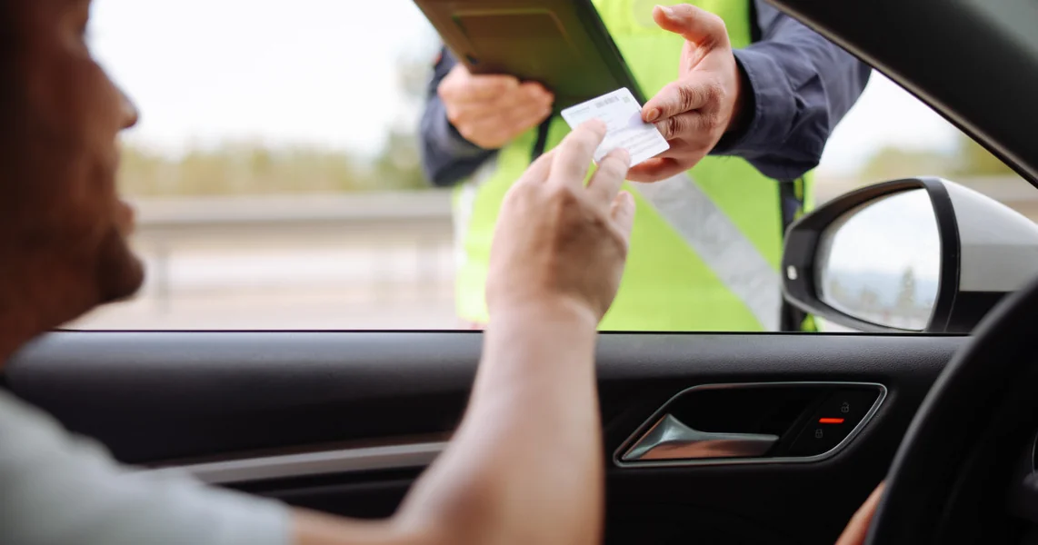 Odredbe za vozače u paketu reformi. Vlada pooštrava kazne: povećane kazne i oduzimanje vozačkih dozvola za dužnike