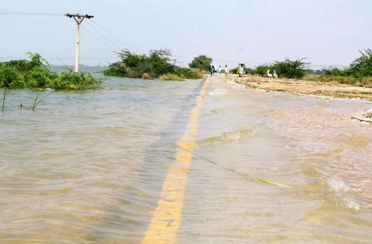 CZK: Obilne padavine izazvale su odrone, klizišta i poplave na više mesta u državi - Nova Makedonija