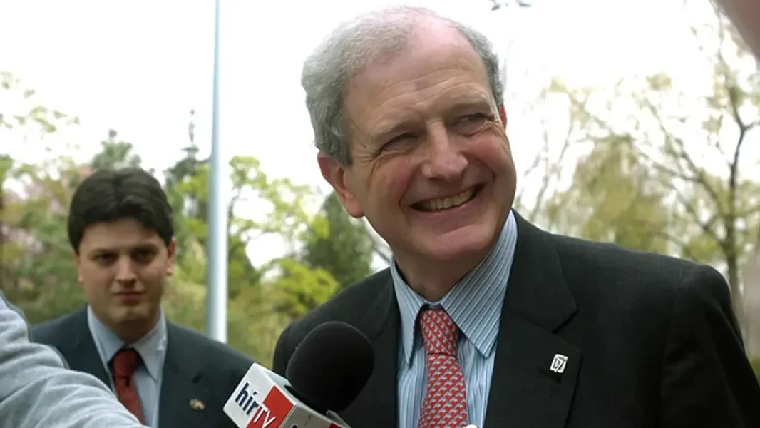 Skandal: Bárándy Péter poredi Mađare sa umirućim bebama – video