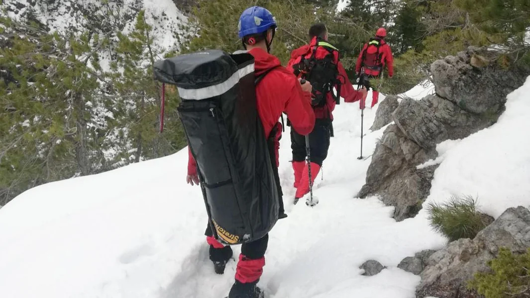 Danas prevoz četvorice planinara sa Vardousije – Šta je dovelo do tragedije – Documento