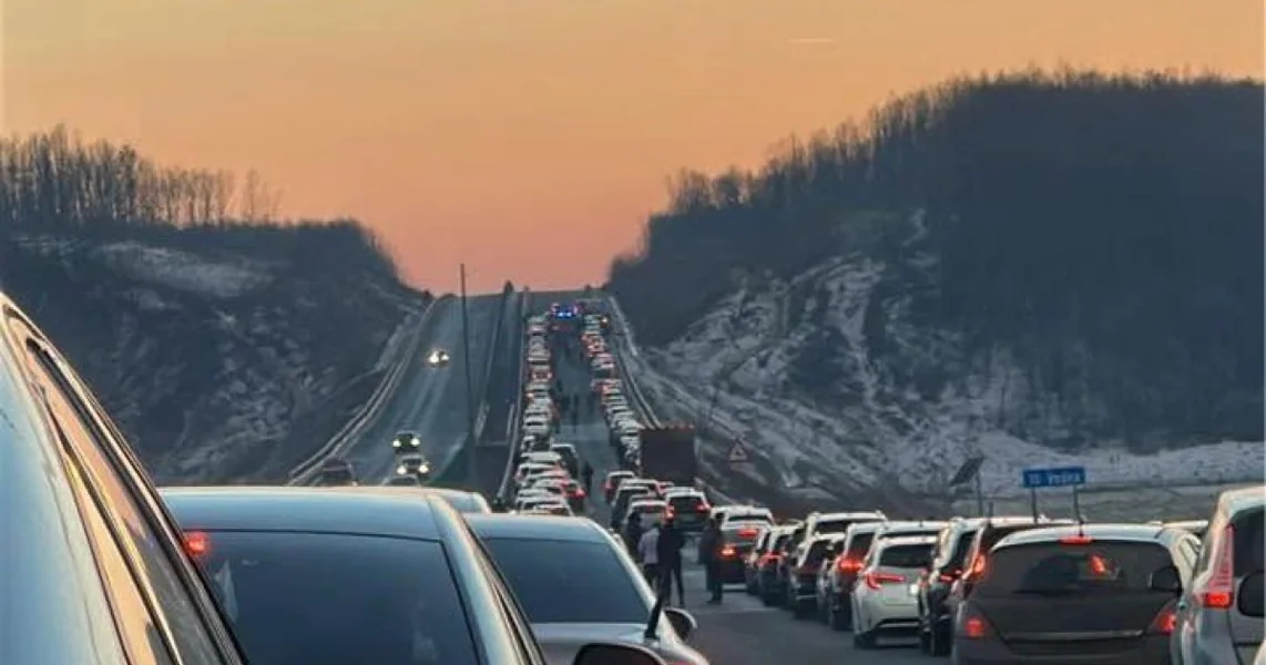 Titi Aur o karambolu na DEx Pitești – Craiova: 'Efekat stada'. Pravilo za održavanje distance prema vozilu ispred