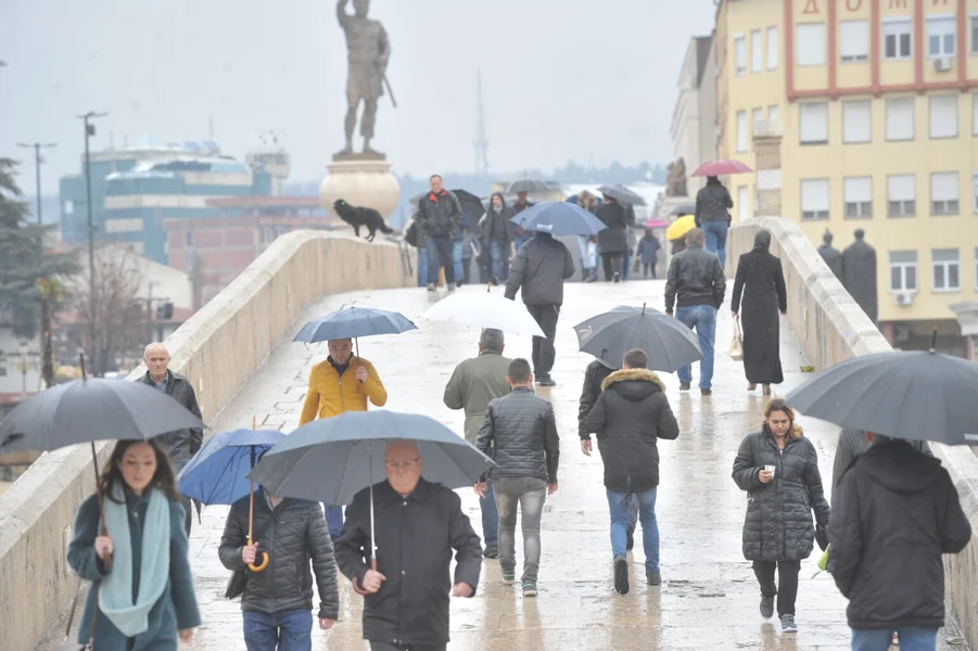 Oblačno i kišovito vreme, obilne padavine u nedelju i ponedeljak - Nova Makedonija