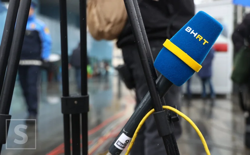 Izveštaj NarativAI: BHRT visoko rangiran po transparentnosti i AI spremnosti