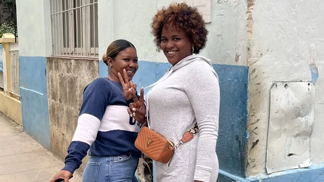 Na svetu ovde je najbolja proporcija savrseno oblikovanih zenskih zadnjica po kvadratnom metru