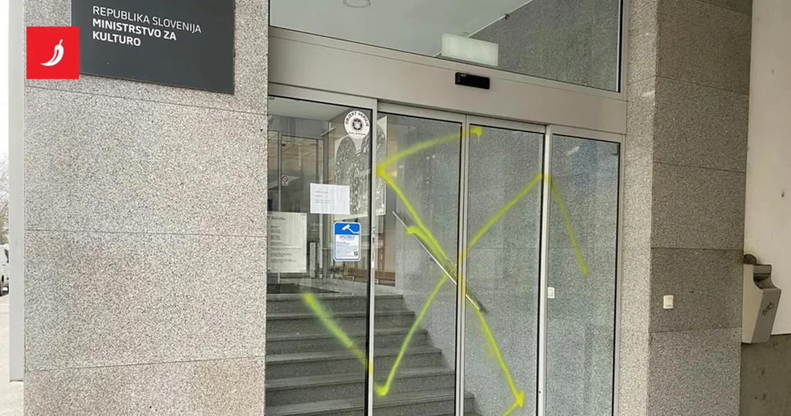 Crtao svastike po zgradi Ministarstva kulture u Ljubljani. Policija ga je uhitila