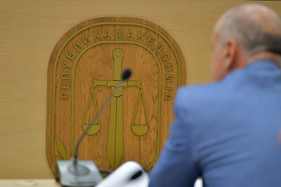 Tridesetodnevni pritvor za osam lica po istrazi za štetu od skoro 4,8 miliona evra na državni budžet - Nova Makedonija