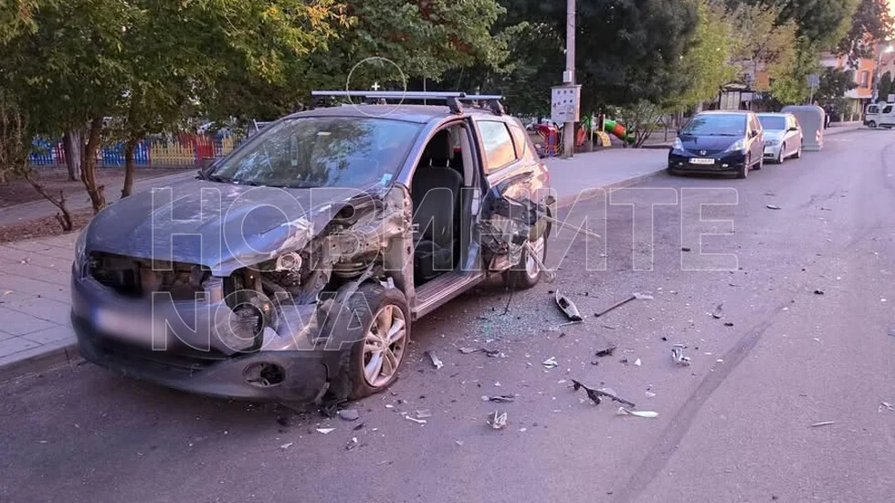Ukrajinac udario kola s ruskom registracijom u Burgasu i zabio se u stub (Snimke)