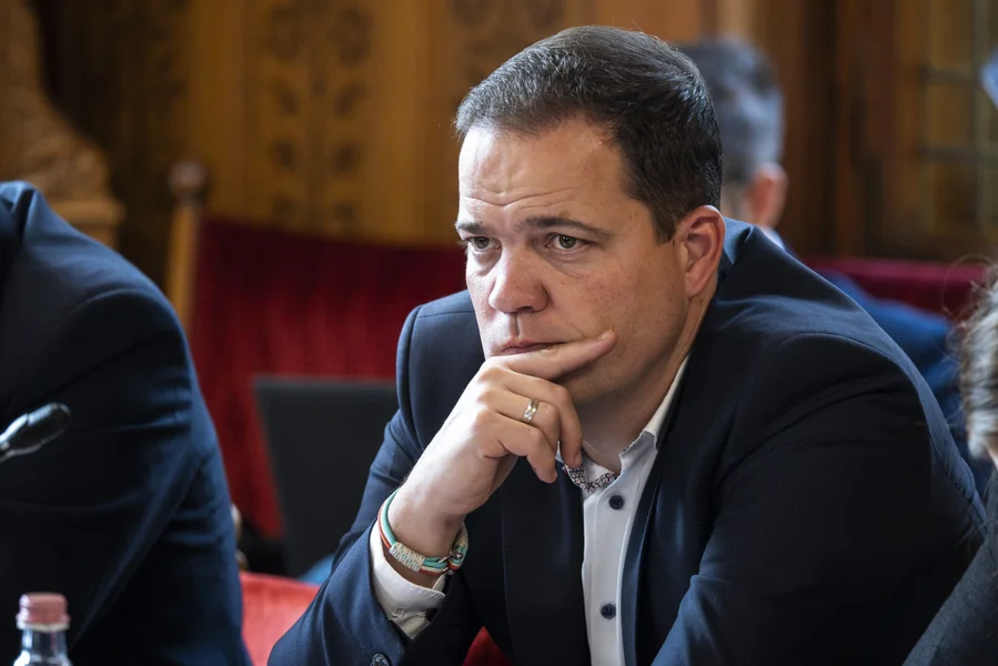 Fideszov poslanik pomogao da se rasvetli: u najgorem mogućem trenutku pala je Orbánova vlada!
