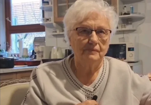 Povodom Božića ponovo su iskoristili majku Viktora Orbána