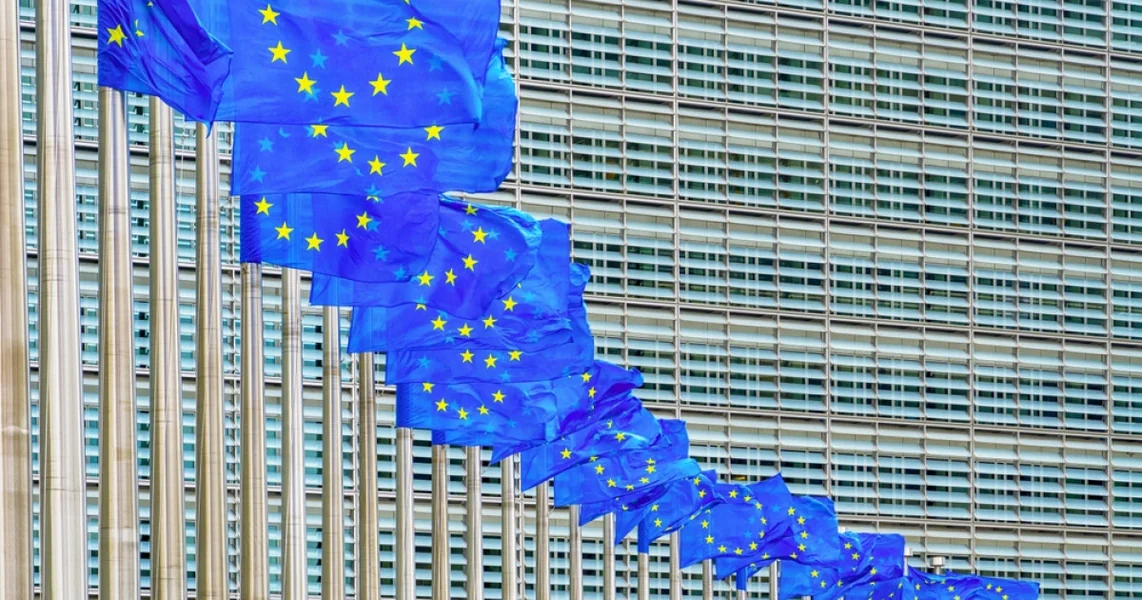 Kako vide zvaničnici EU Rumuniju: slaba naplata poreza i štetne investicije, glavni problemi. Deficit od 5,3% tražen do 2027. (izvori)