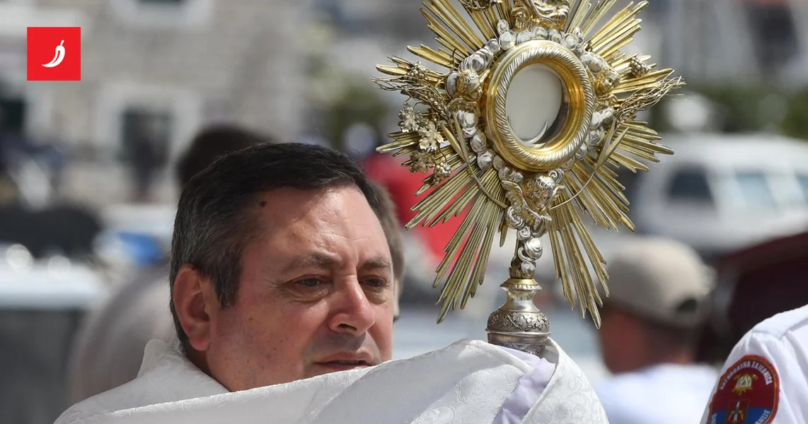 Župnik iz Vodice objavio koliko je novca dobio od blagoslova