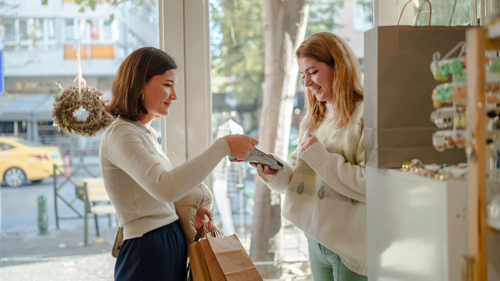 Tavan cena goriva: U korist društva ili predizborna kampanja