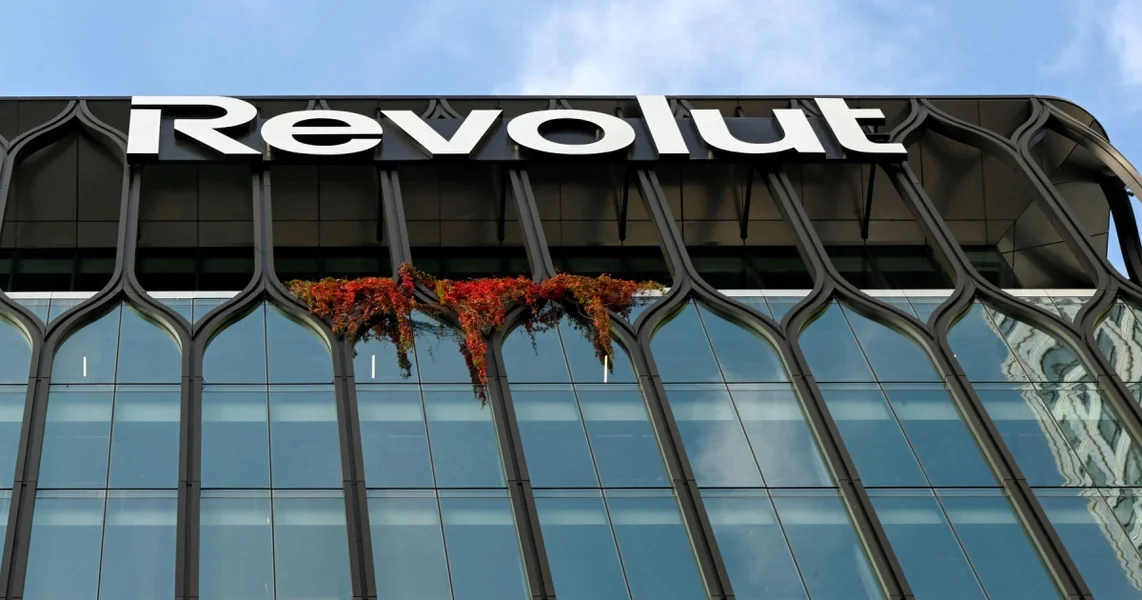 Usluge Revoluta privremeno blokirane za milione korisnika. Kompanija uverava da su podaci i novac sigurni