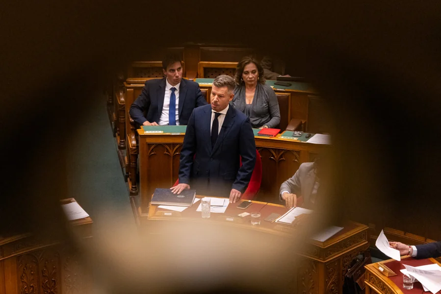 Péter Magyar kasno uveče vodio je diplomatski okršaj sa ukrajinskim ministrom spoljnih poslova, dok se Fidesz zabrinuo za mađarsko-ukrajinske odnose