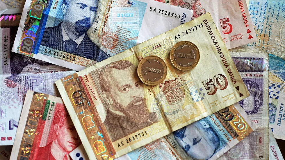 Bugari kapsulisu levove za vecna vremena u okviru i albumu