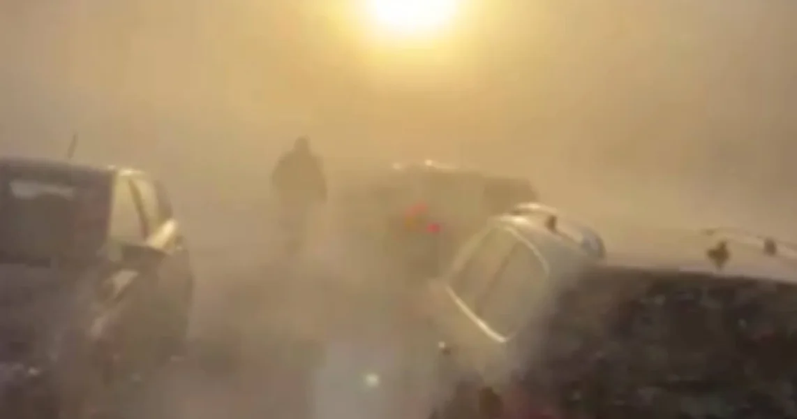 Jak snežna oluja na Ranci. Vlasti ne dozvoljavaju uspon do skijališta, a vozila su praćena od strane putara prilikom silaska.