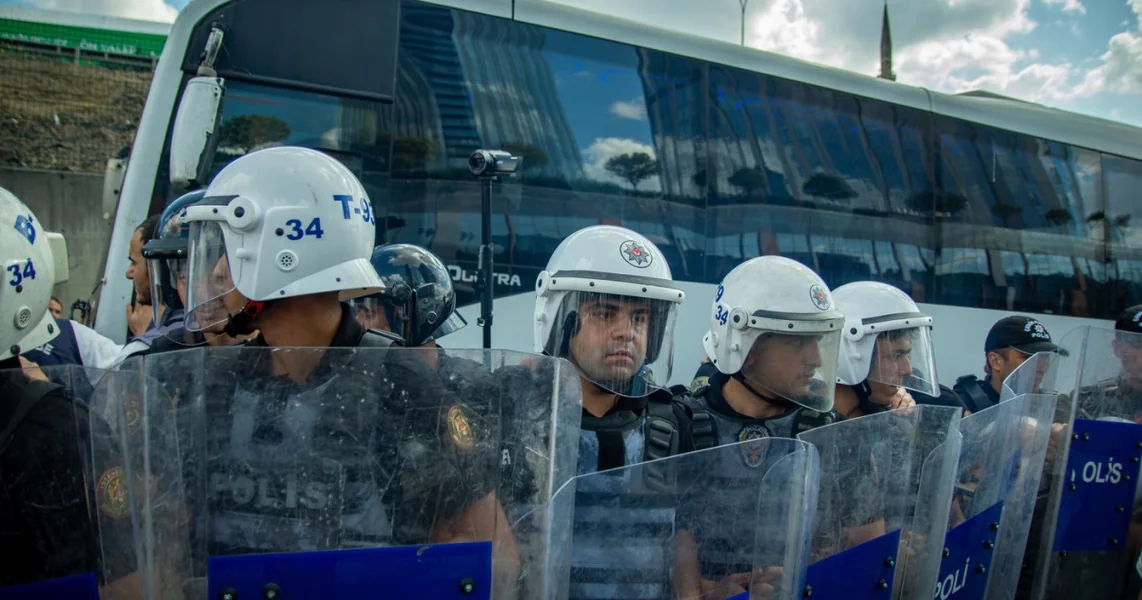 Val hapšenja u Turskoj: 357 osumnjičenih povezanih sa grupom Islamska Država, privedeni u 21 pokrajini