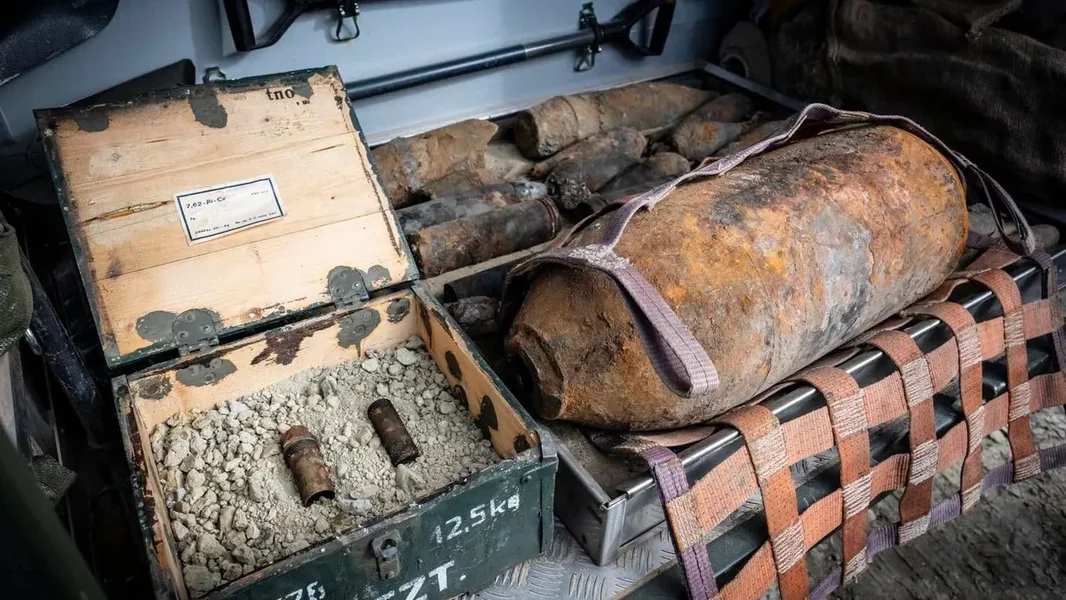 Uzbudljivi detalji o deaktiviranju bombe na Üllői út – video