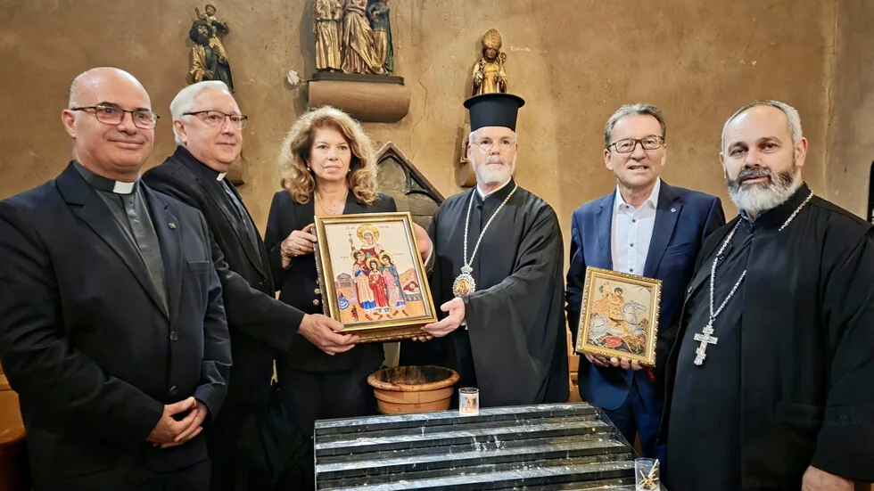 Predsednica Ilijana Jotova posetila hram bugarske pravoslavne crkvene zajednice kod Strazbura