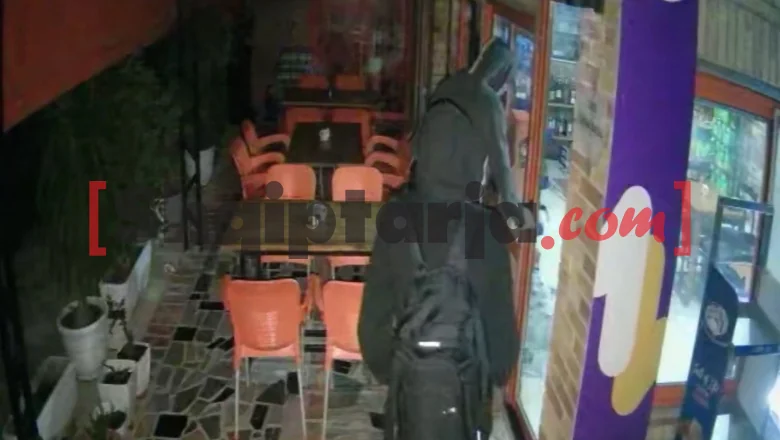 Vlorë/ Hajduci prave haos u Dukat Fushë i Kaninë, meštani: počinioci maskirani i sa sprejom (VIDEO)