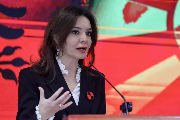 Makedonija je unitarna država u kojoj ne postoje više državotvorni narodi, već samo jedan - Nova Makedonija