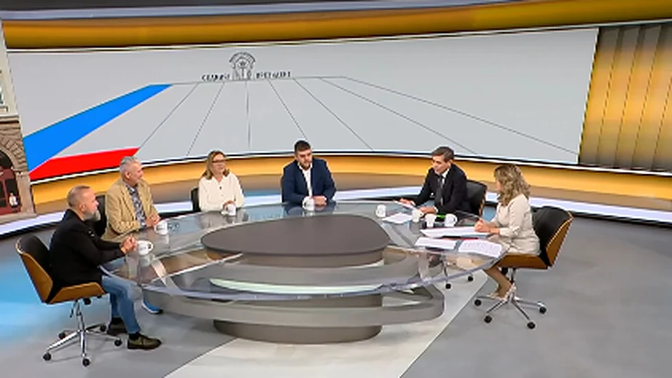 Da li je Crveni karton niža izborna aktivnost prvog kruga izbora?