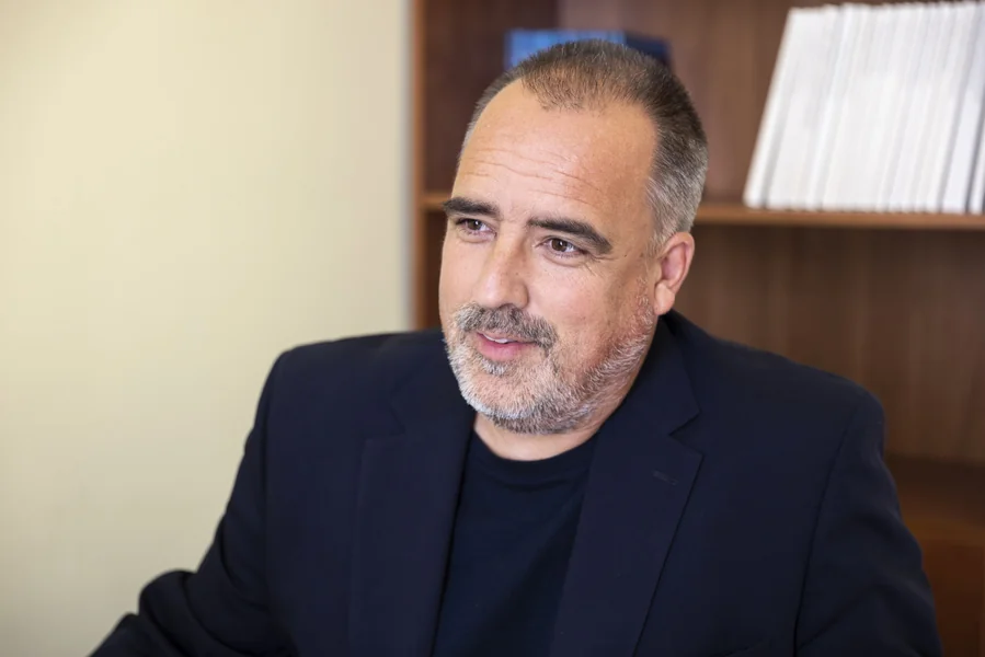 Bez potpisanog uvredljivog članka, Nemzet je napao Torok Gabor, a Torok je uzvratio rečima Szoboszlai-ovog oca