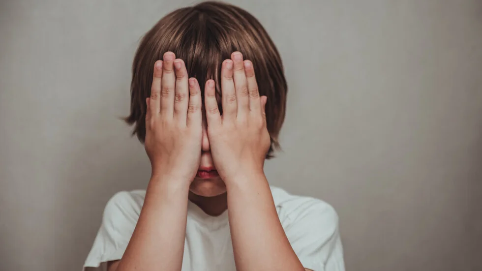 Sve više dece traži pomoć zbog psihičkog zlostavljanja i porodičnih konflikata