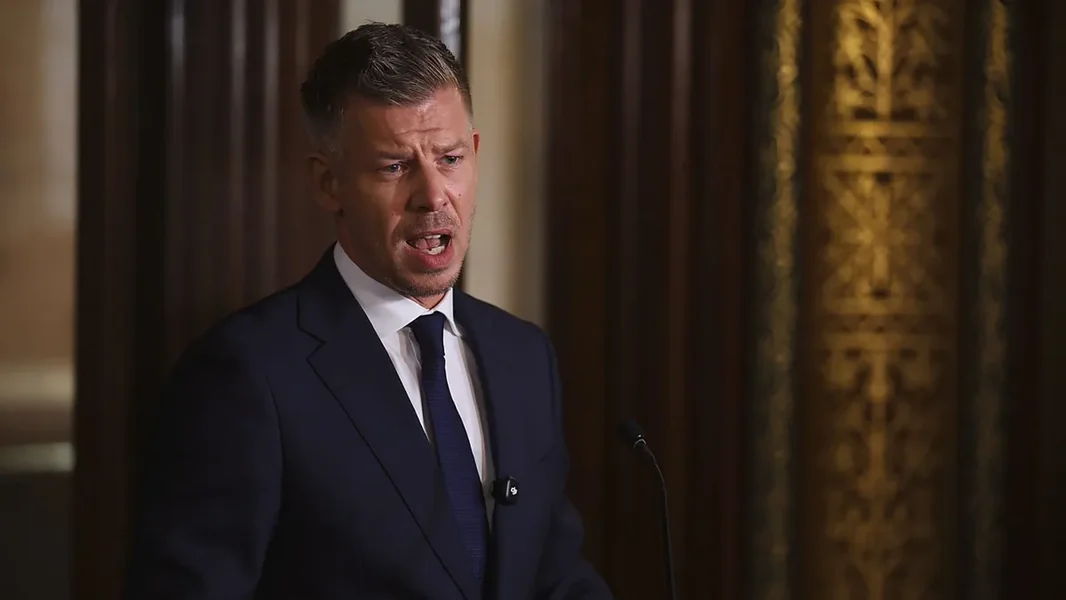Sukob na Tisi: Magyar Péter kaže drugačije o glavnom tužiocu nego Bujdosó Andrea - ORIGO