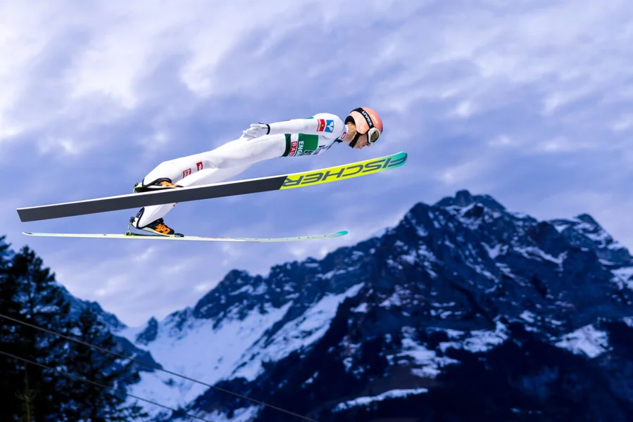 Fascinantna evolucija stila u skijaškim skokovima - Nova Makedonija