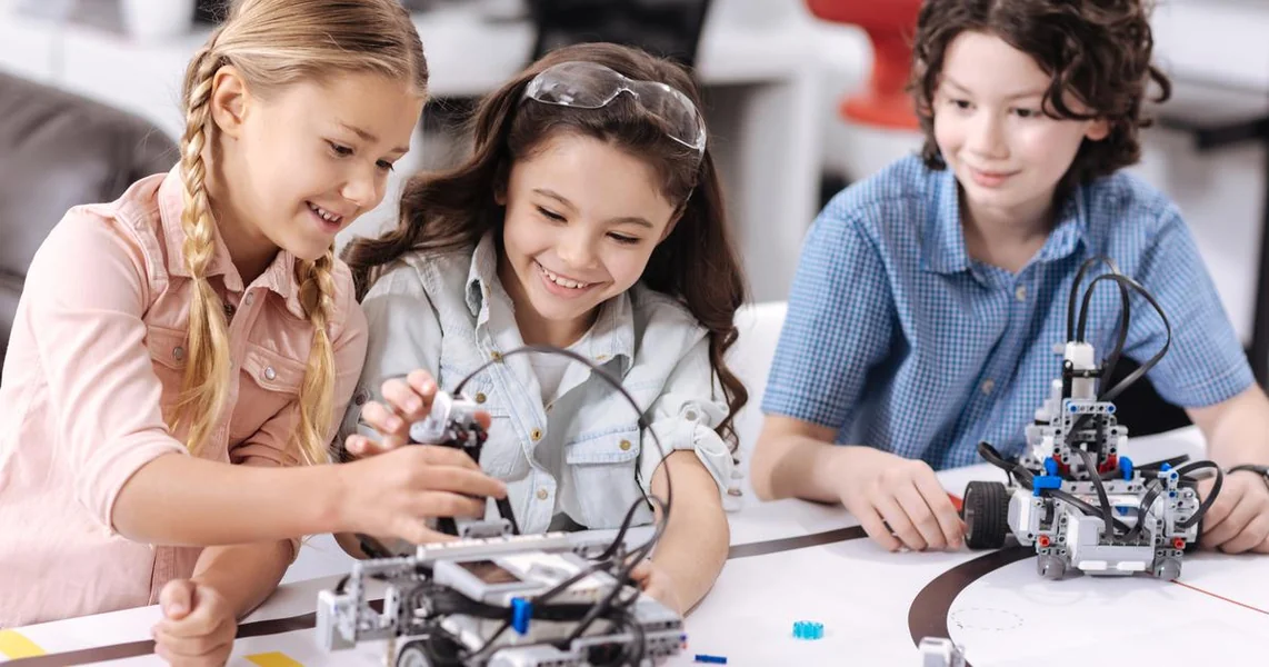 Treba li ovaj predmet da uđe u osnovne škole? Stručnjaci podeljeni: 'Ne postoji razlog da ih institucionalno izlažemo'