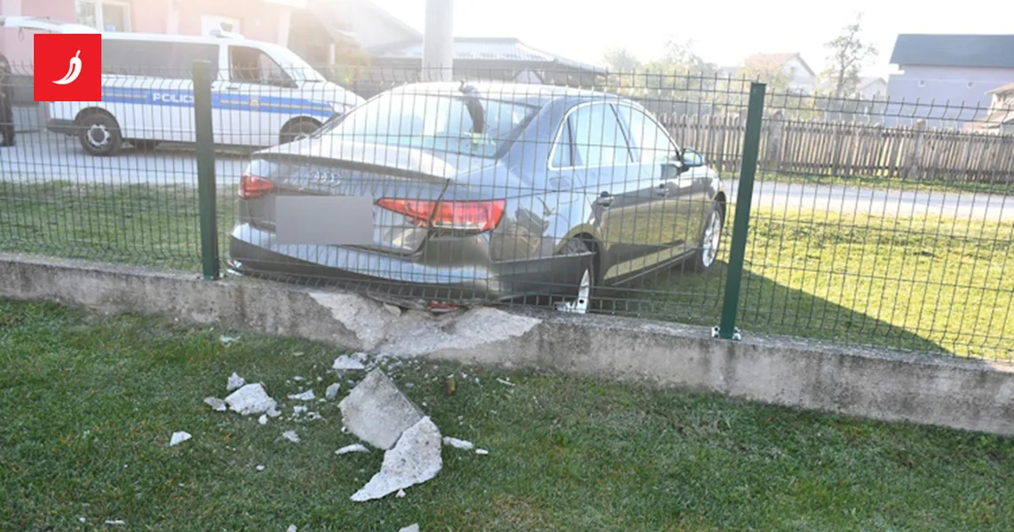 FOTO Pijana devojka (22) se kod Velike Gorice Audijem zabila u stub i ogradu