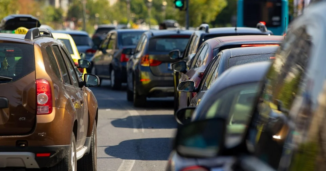 Kako izgleda nova formula obračuna poreza na automobile. Porezi deset puta veći za hibridna vozila u 2026.