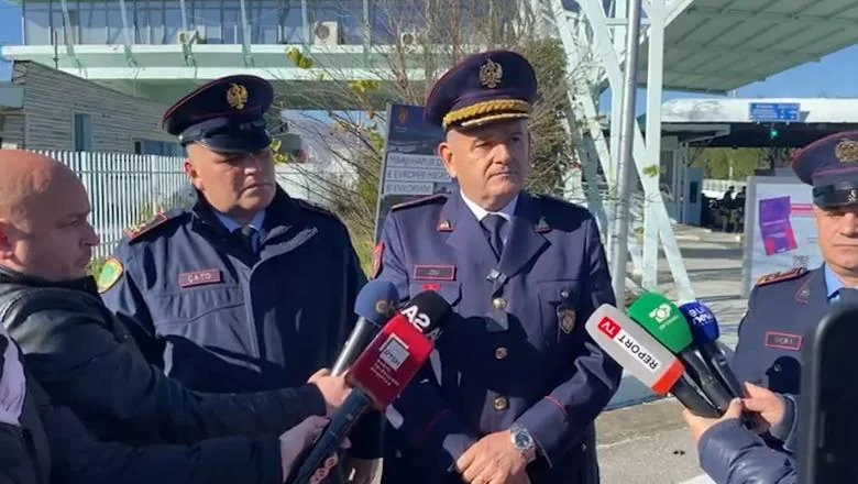 Red i bezbednost na granici, Policija: Više osoblja i šalteri na Kakavije