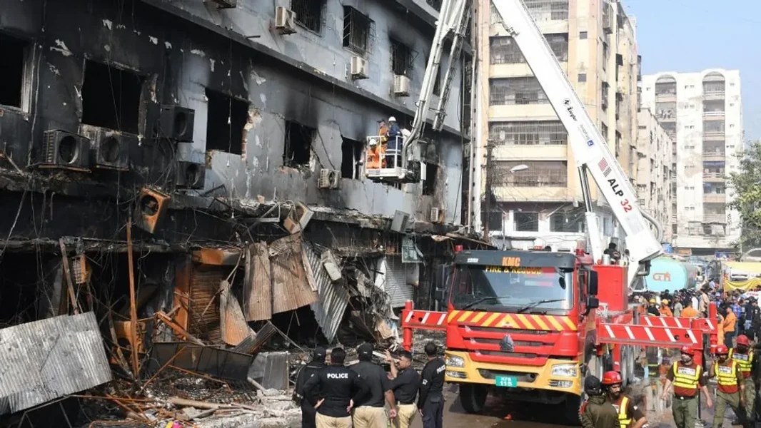 Pakleni trgovački centar, broj žrtava se dalje povećava