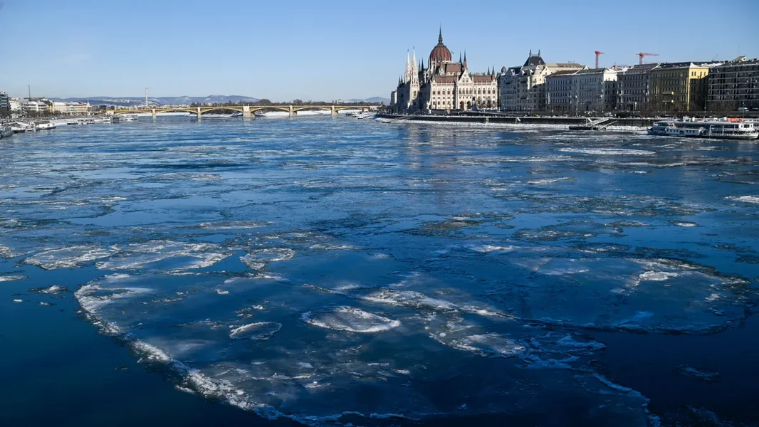Pokrenuo se ledeni tok na Dunavu – dolazi li poplava?