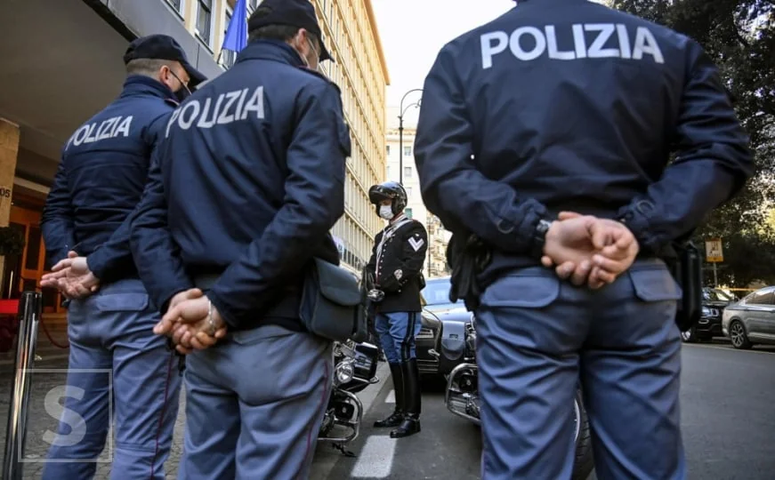 Stravična tragedija u Italiji: Muškarca iz Bosne i Hercegovine priklještio kombi pred očima djece
