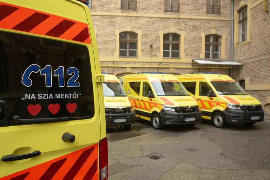 Žao im je spasiocima što su se na dan sahrane pohvalili uspešnim spašavanjem života; nisu shvatili da ovakvi postovi mogu da povrede porodicu.