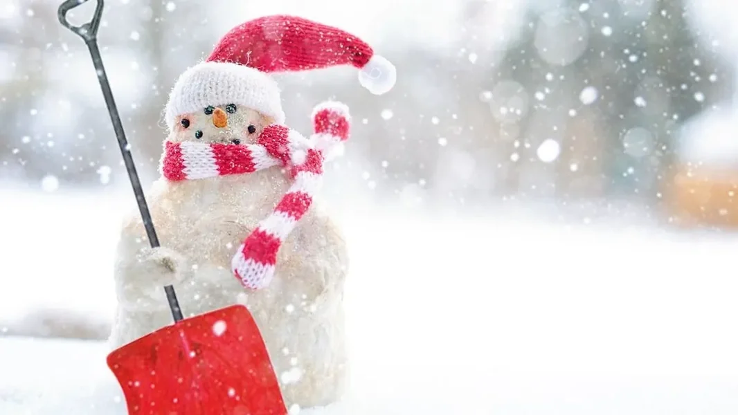 Završen je najveći snežni čovek u Mađarskoj – ovo je sada najdraža atrakcija Budimpešte