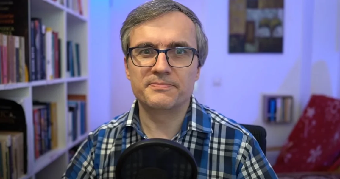 Poznati rumunski profesor upoređuje Donalda Trumpa sa Adolfom Hitlerom: 'Postavlja u vremenu početak njegove propasti'