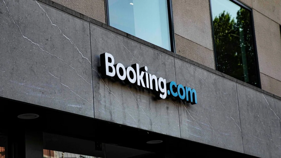 Booking.com: Istraga Evropske komisije o prevarama, lažnim smeštajima i oglašavanju - Documento