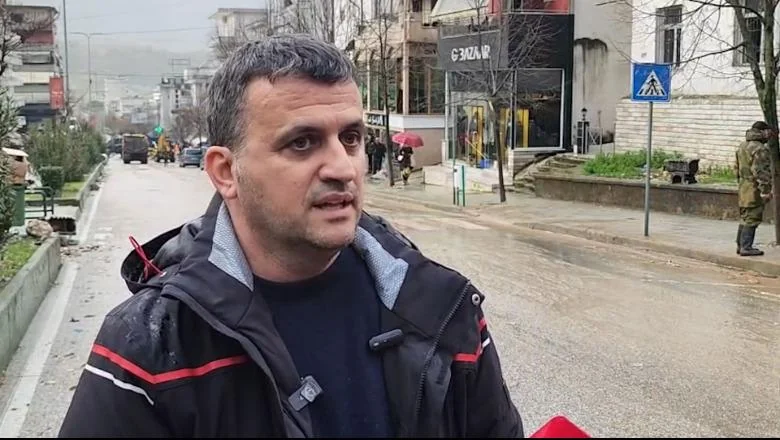 Počelo je čišćenje ulica u Gjirokastru, gradonačelnik Golemi: Najgore je prošlo, bilo je poplava od šljunka i otpada