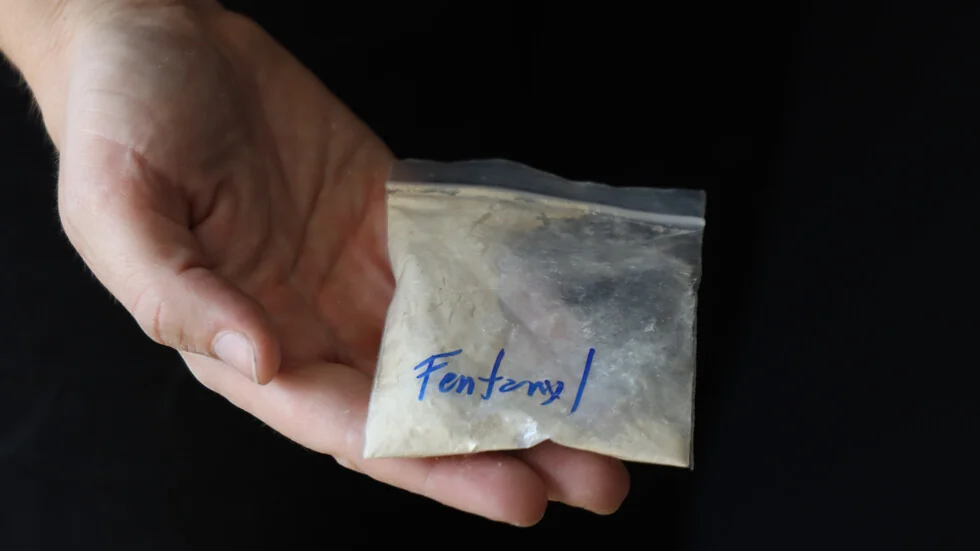 Ničija zemlja: Fentanil - za skrivenog ubice iz prvog lica